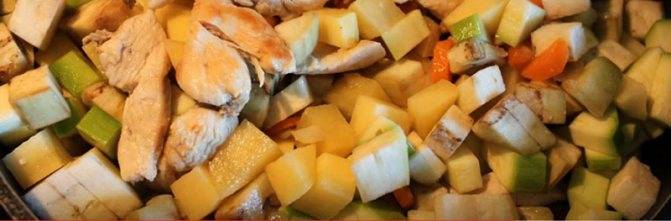 Овощное рагу с курицей