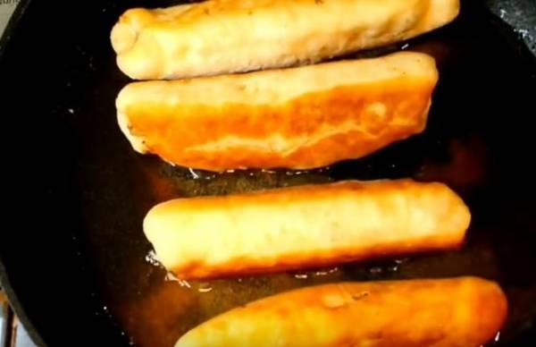 Пирожки с картошкой, испечённые в духовке