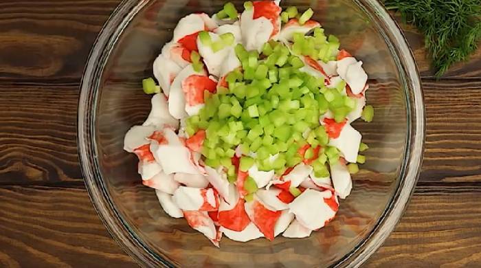 Салат с крабовым мясом