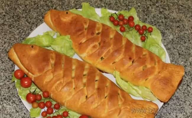 9 рецептов заливного пирога с красной рыбой (много вариантов начинки)