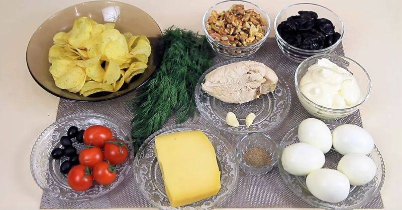 Салат из крабовых палочек с кукурузой классический рецепт с фото пошагово