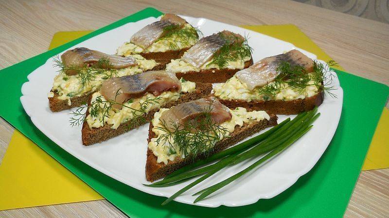 Закуска из селёдки - простые и вкусные рецепты на праздничный стол