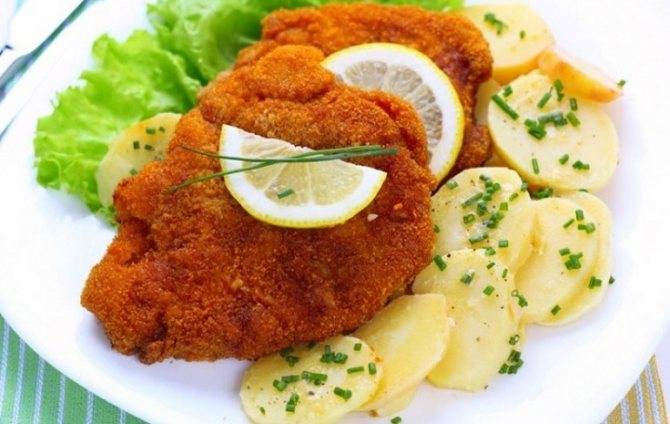 Как приготовить шницель свиной в духовке и на сковороде