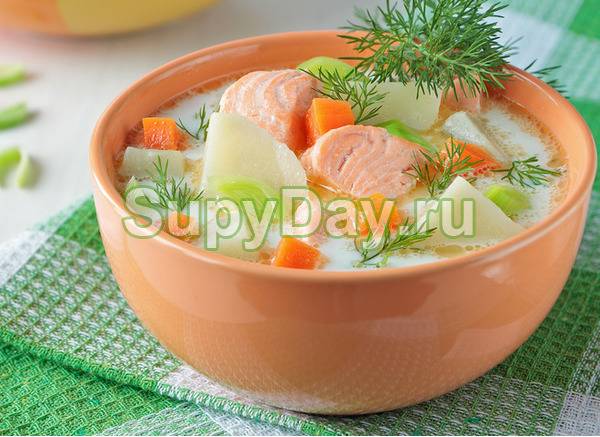 Рыбный суп со сливками и овощами