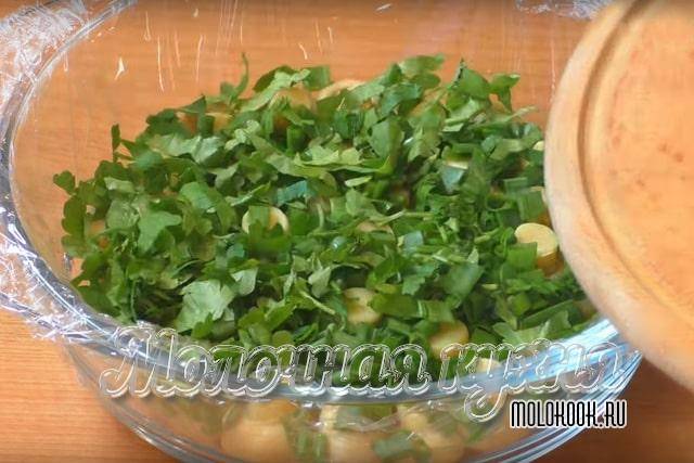 20 простых и очень вкусных салатов с шампиньонами