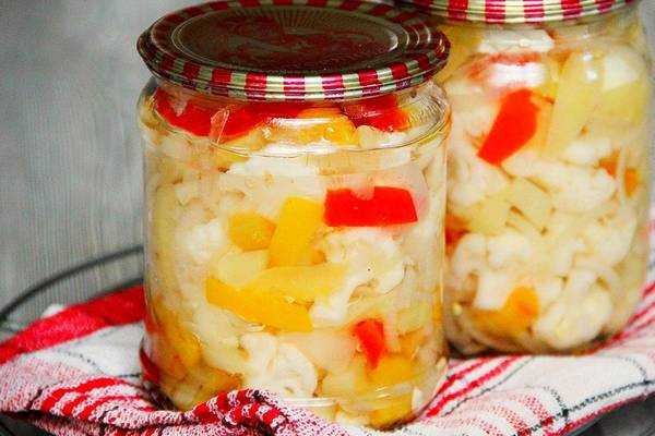 Маринованный острый перец на зиму пальчики оближешь