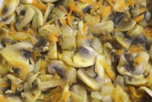 Вкусный сырный суп из плавленых сырков и курицы