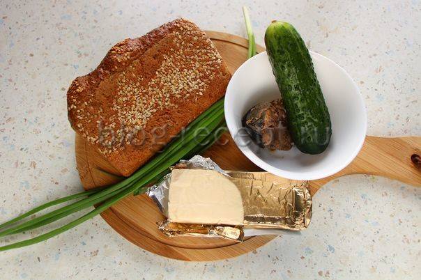 Вкусные бутерброды с тунцом - рецепт с фото