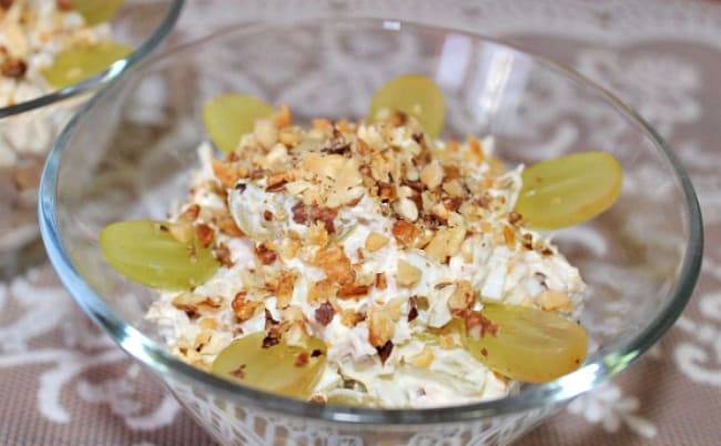Салат тиффани: 7 простых рецептов с курицей и виноградом