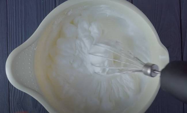 Такие разные и вкусные пироги с замороженной малиной