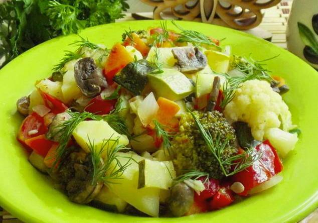 Овощное рагу с грибами