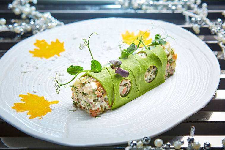 Кулинарный карвинг: оригинальное украшение праздничного стола