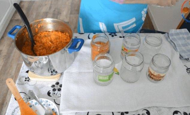 Салат из риса и яиц