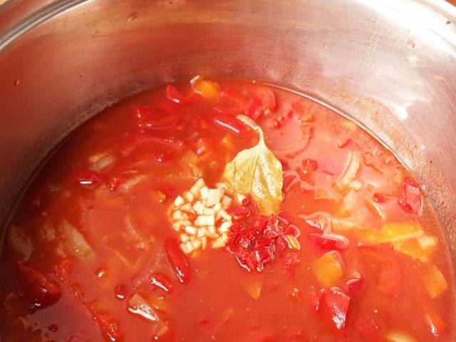Как приготовить и сохранить на зиму вкуснейшую закуску лечо из болгарского перца применяя проверенные рецепты
