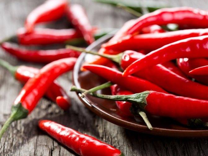 Маринованный острый перец на зиму пальчики оближешь