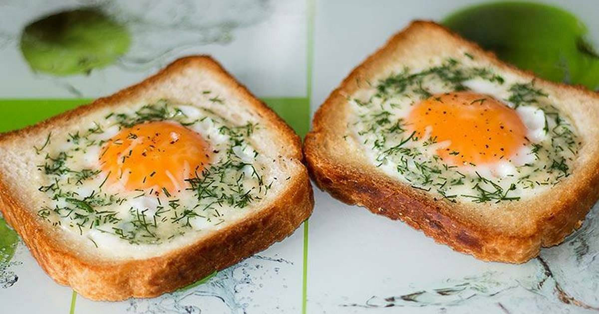 Яичница в хлебе – 10 вкусных рецептов на завтрак