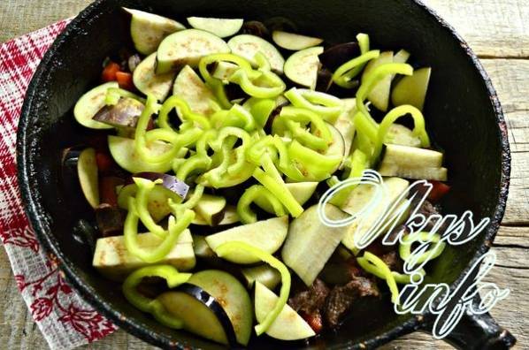 Рулетики из баклажанов с сыром и чесноком