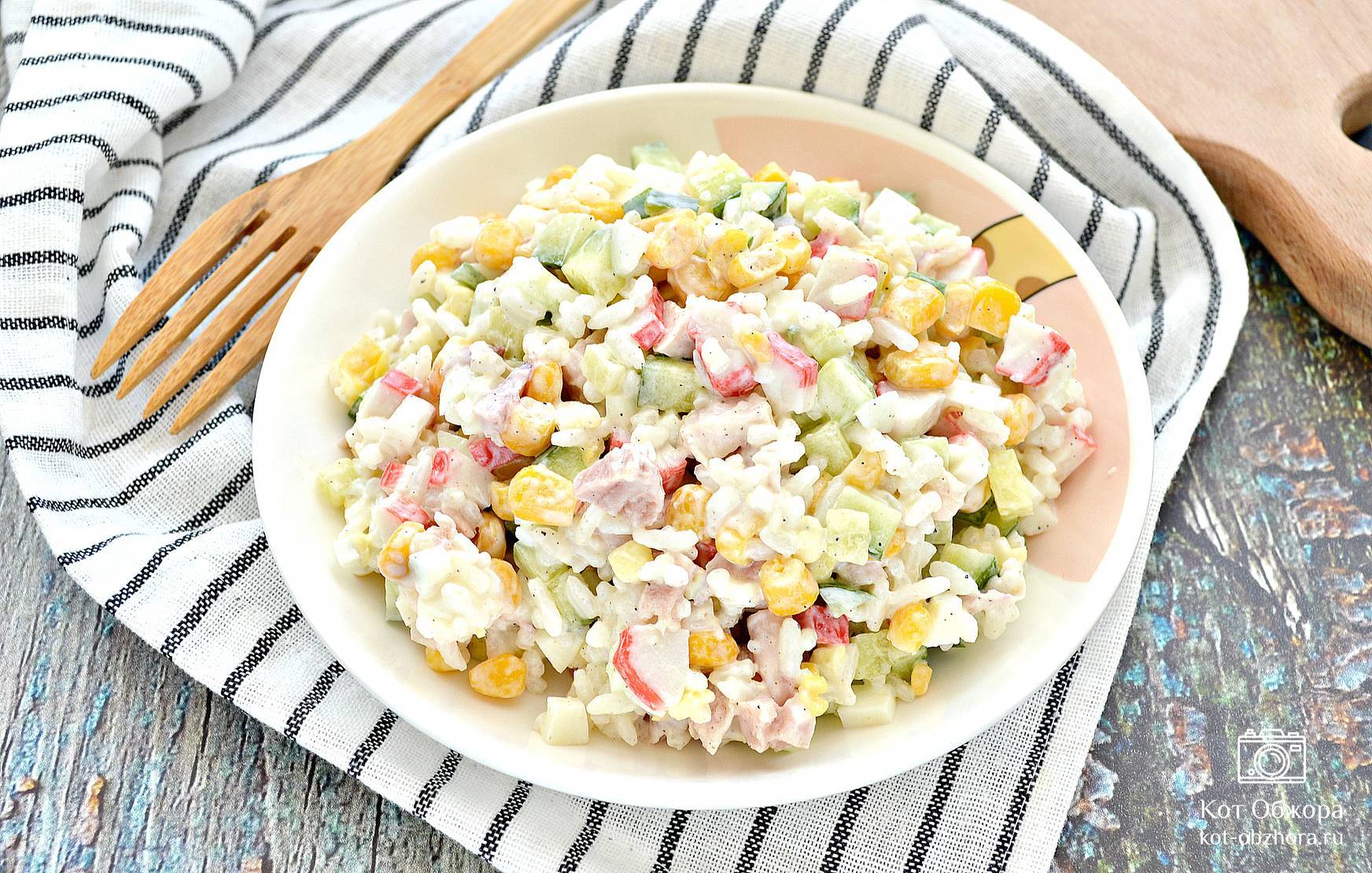 Салат с крабовым мясом - пять лучших рецептов. как правильно и вкусно приготовить салат с крабовым мясом. - автор екатерина данилова - журнал женское мнение