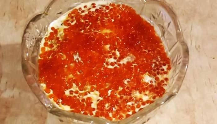 Вкусные слоеные салаты к празднику и на каждый день